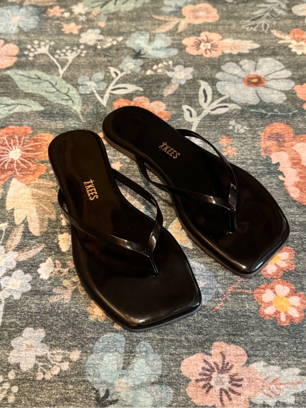 TKEES Lily Glossy Black Square-Toe Thong Sandals
